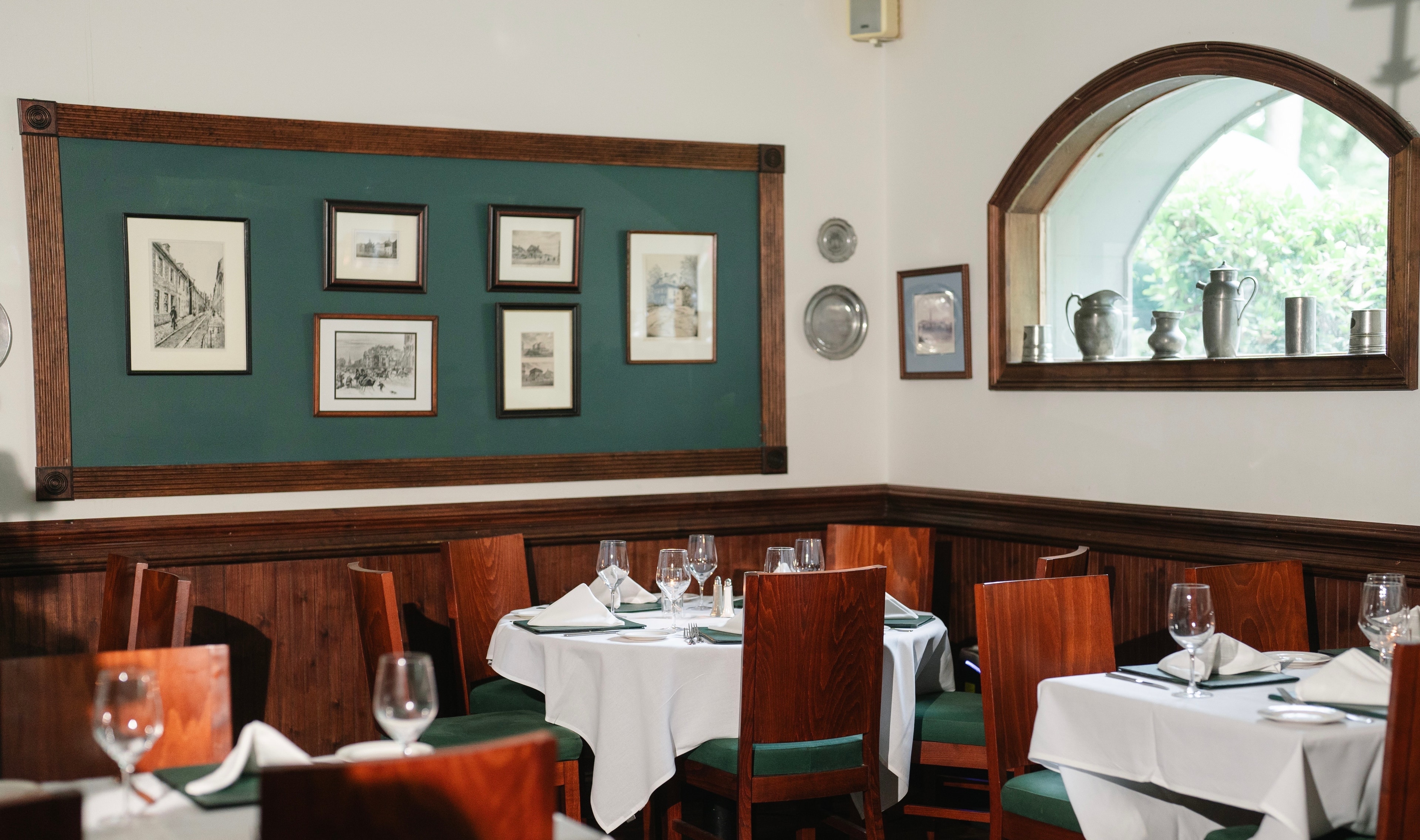 Crane's Tavern Steakhouse & Seafood
